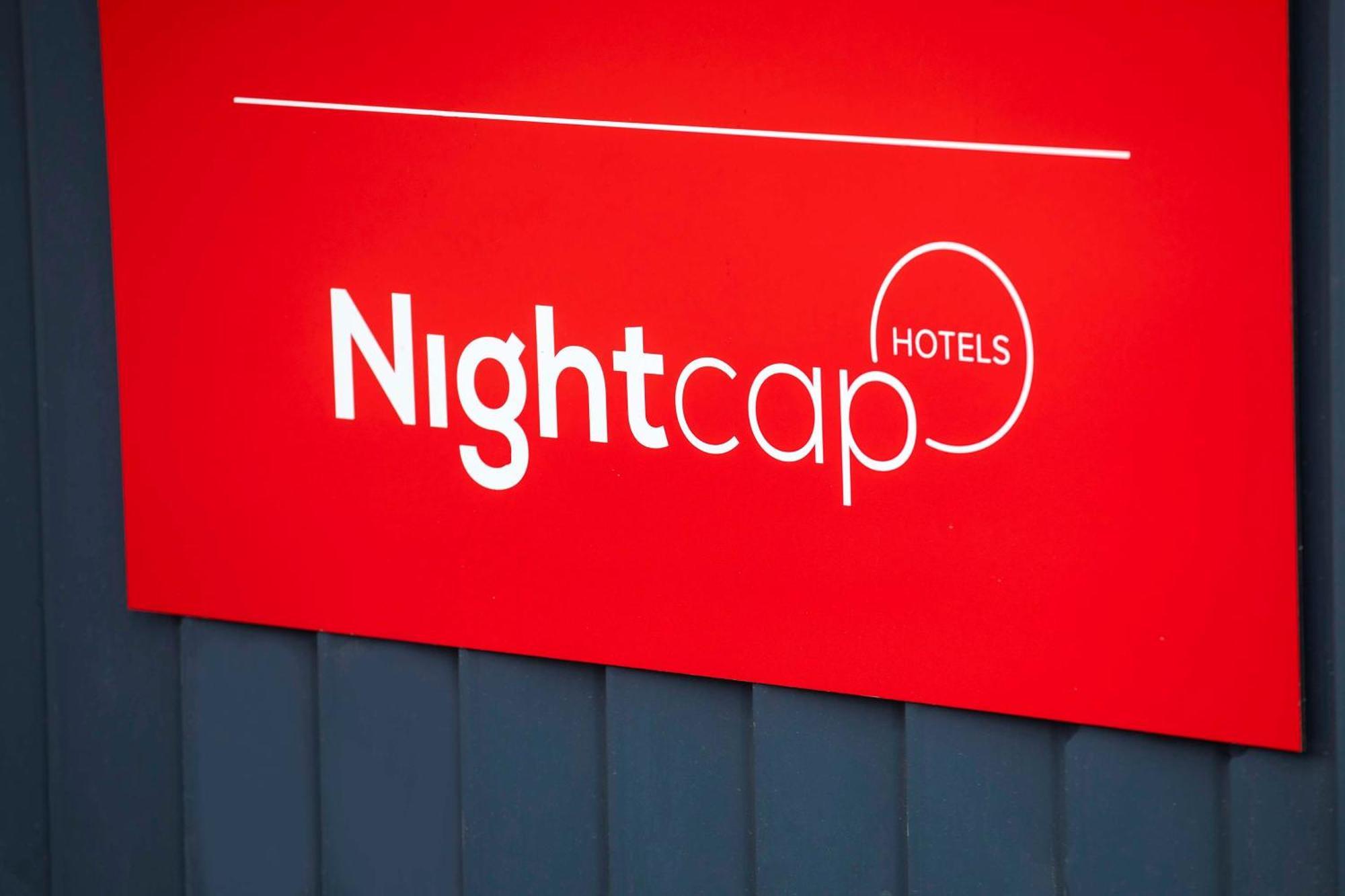 Nightcap At Marine Hotel Кардуэлл Экстерьер фото